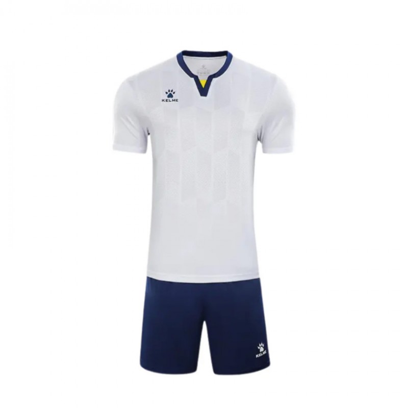 Комплект футбольной формы белый KELME VIGO 8351ZB1081.9100