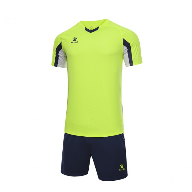 Комплект футбольної форми KELME салатовий PORTO 8251ZB1002.9904