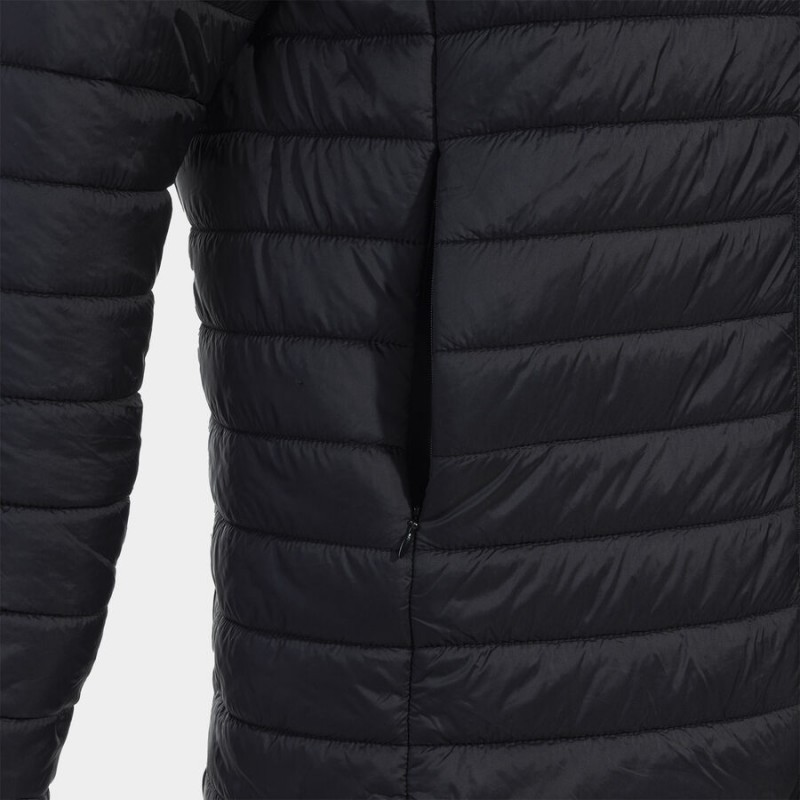 Куртка чоловіча Joma чорна URBAN V 103798.100