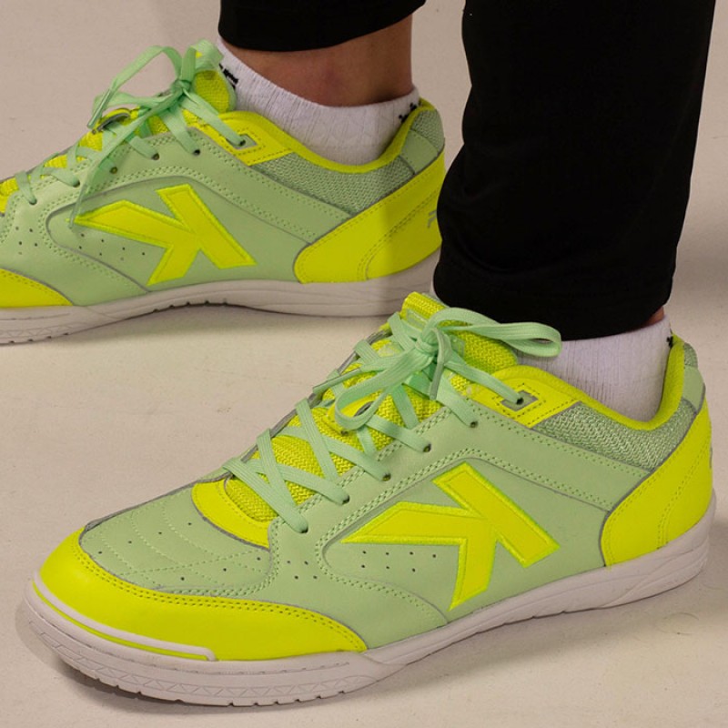 Футзалки    Kelme салатовые PRECISION ELITE 55.871.222