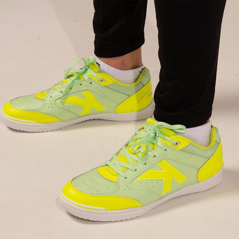 Футзалки    Kelme салатовые PRECISION ELITE 55.871.222