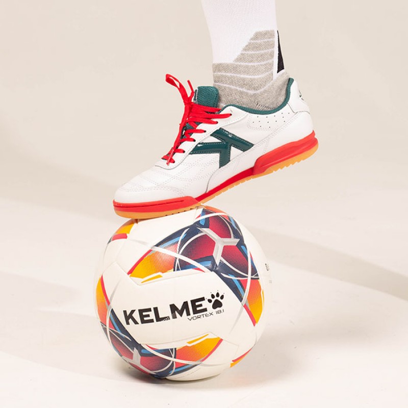 Футзалки  Kelme  бело-зеленые FLAMENCO SALA 55.869.215