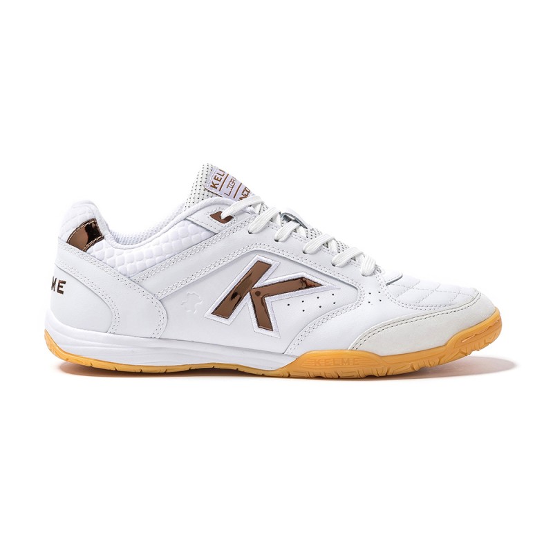 Футзалки  Kelme  бело-золотые LIGA PRO 55.969.0630
