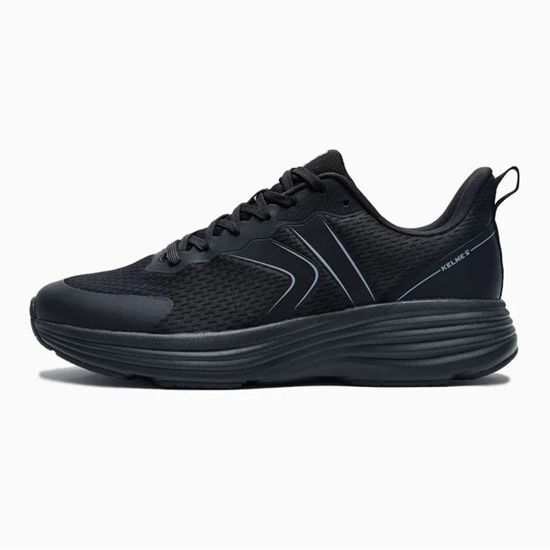 Кроссовки Kelme черные 8535YX5044.9061