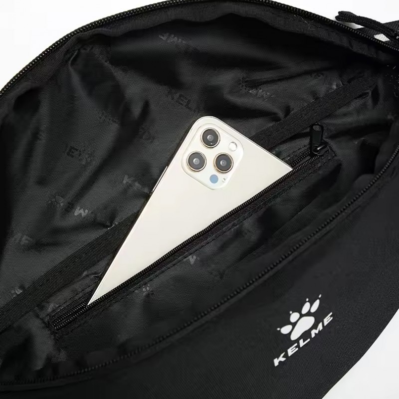 Сумка на пояс чорна Kelme 8201BB5002.9000